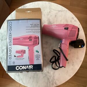 Conair blow dryer
